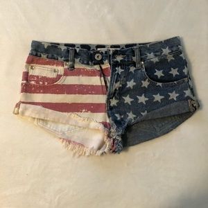 Bullhead American Flag Shorts from PAC Sun